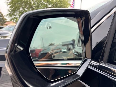 Used 2023 GMC Yukon Denali Ultimate AWD/4WD image 18