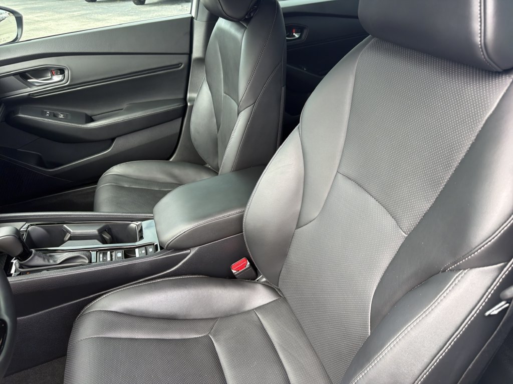 Used 2025 Honda Accord Sport image 17