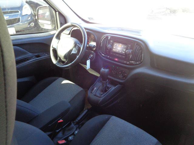 Used 2015 RAM ProMaster City Tradesman SLT FWD image 12