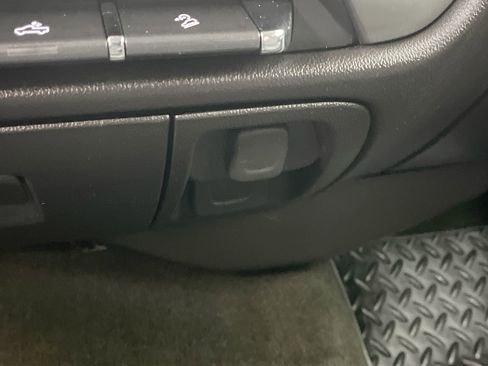 Used 2016 Chevrolet Silverado 1500 LT w/ All Star Edition image 22