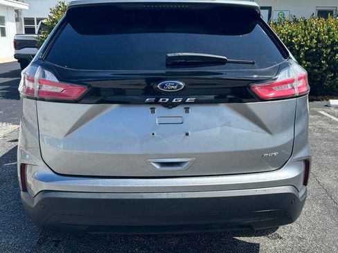 Used 2022 Ford Edge SE AWD/4WD image 5