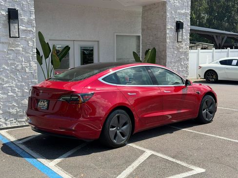 Used 2020 Tesla Model 3 Standard Range Plus RWD image 17