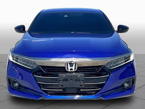 Used 2022 Honda Accord Sport image 4