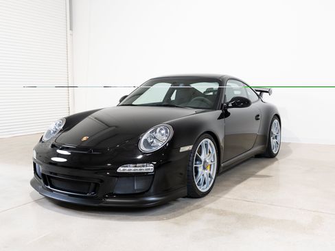 Used 2010 Porsche 911 GT3 RWD image 7