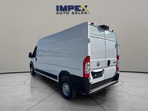 Used 2026 RAM ProMaster 2500 w/ Convenience Group FWD image 3
