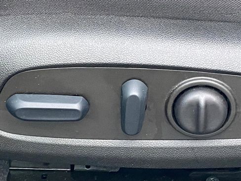 Used 2022 Chevrolet Malibu RS image 12