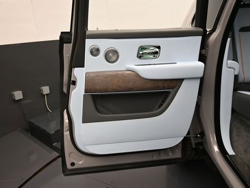 New 2026 Rolls-Royce Cullinan image 28