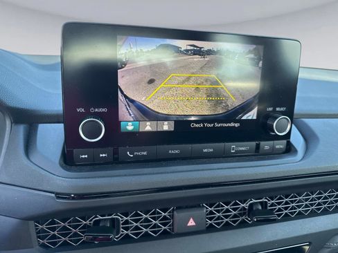 Certified 2023 Honda Accord LX image 23