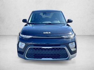 Used 2022 Kia Soul LX w/ Technology Package video 2