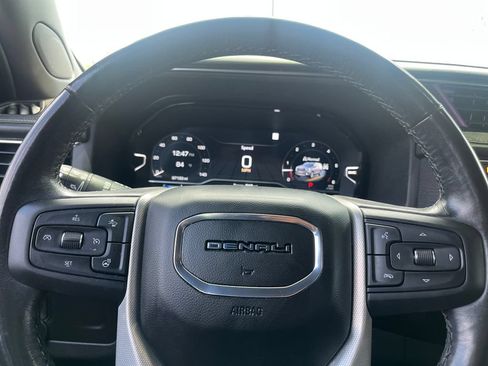 Used 2022 GMC Yukon Denali AWD/4WD image 41