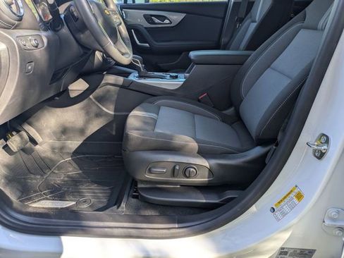 New 2026 Chevrolet Blazer LT image 10