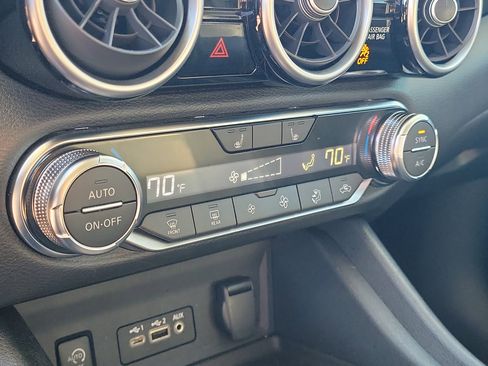 Certified 2024 Nissan Sentra SR image 29