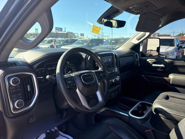 Used 2020 GMC Sierra 2500 Denali w/ Denali Ultimate Package AWD/4WD image 17
