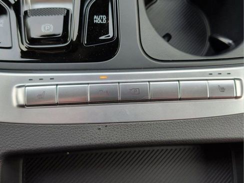 New 2026 Kia Carnival EX FWD image 28