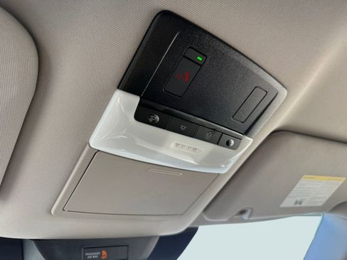 New 2025 Nissan Pathfinder SL image 16