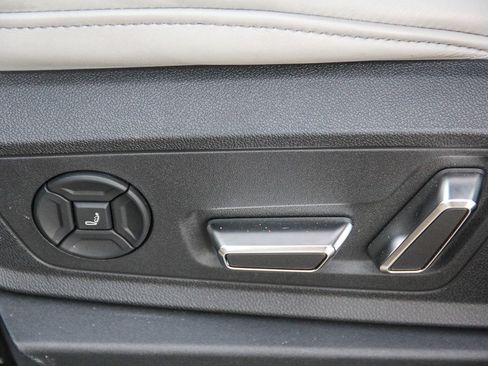 Certified 2024 Audi Q8 e-tron Prestige w/ Prestige Package image 27