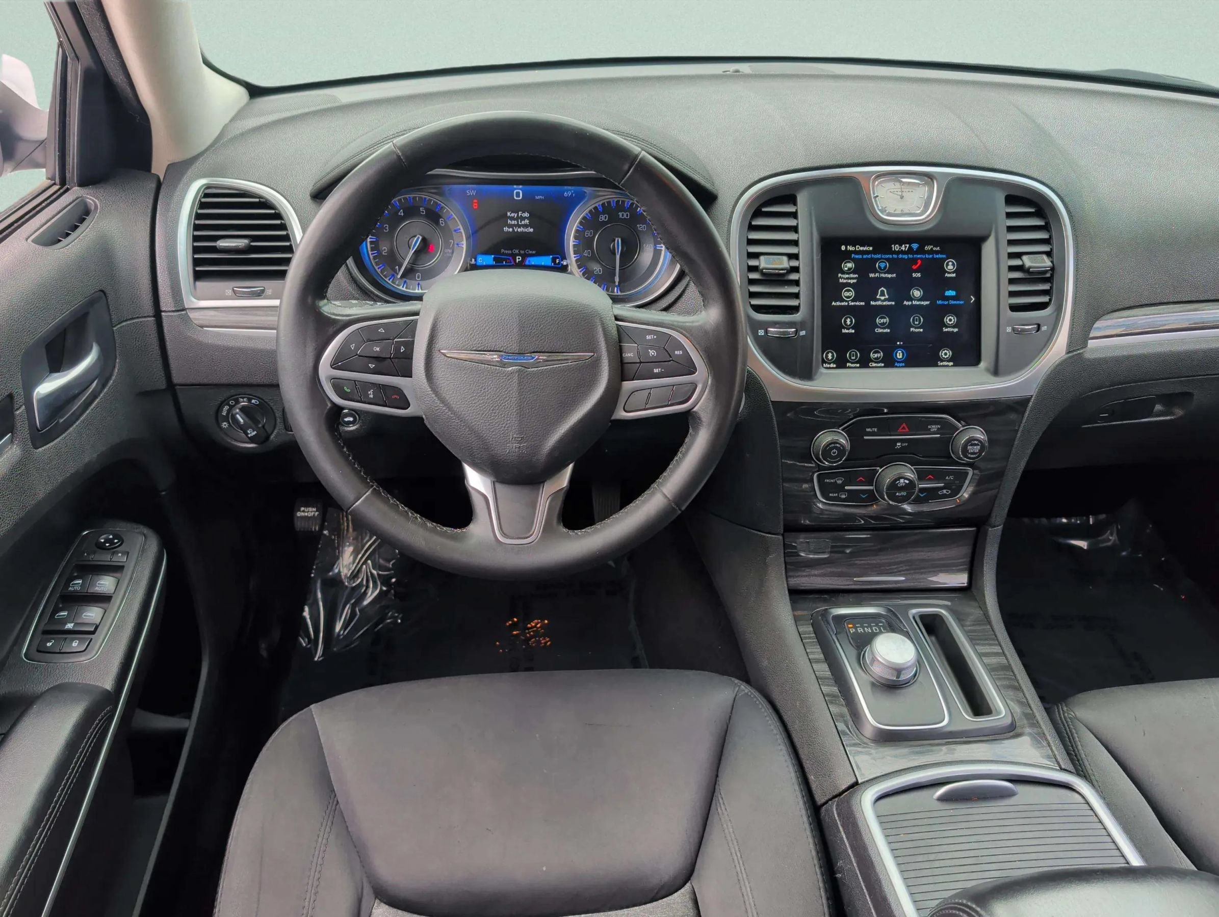 Used 2021 Chrysler 300 Touring RWD image 13