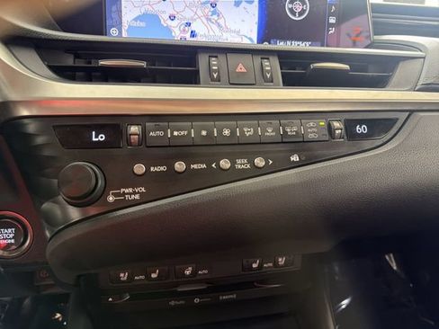 Used 2019 Lexus ES 350 w/ Premium Package FWD image 6