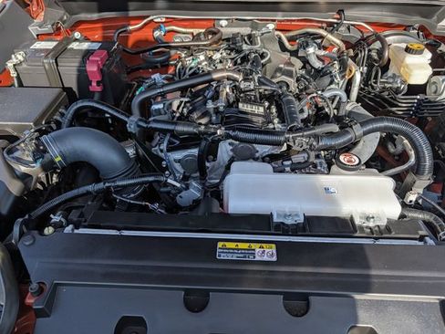 Certified 2025 Toyota Tacoma TRD Off-Road w/ TRD Off Road Premium Package AWD/4WD image 36