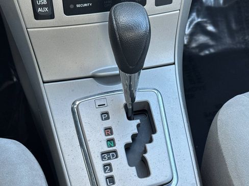 Used 2012 Toyota Corolla LE image 16