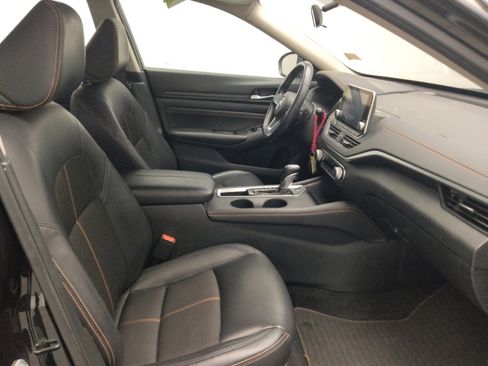 Used 2019 Nissan Altima 2.5 SR FWD image 19