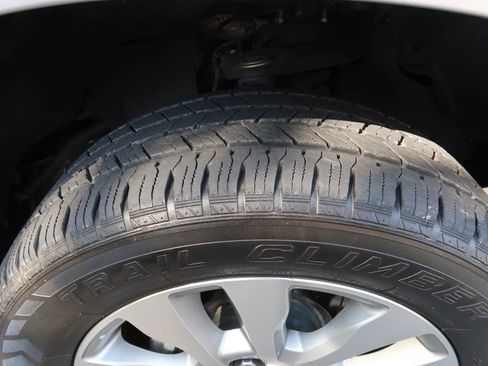 Used 2012 Toyota Tundra Limited image 8