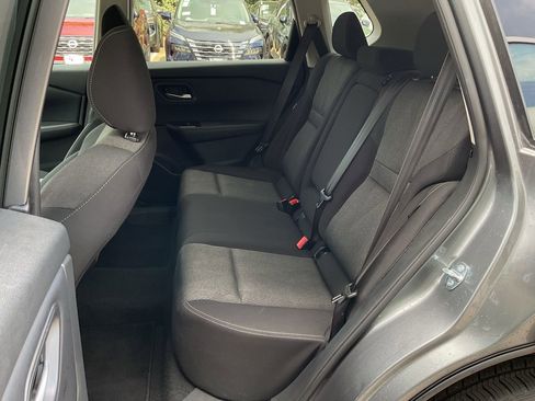 Used 2025 Nissan Rogue SV image 15