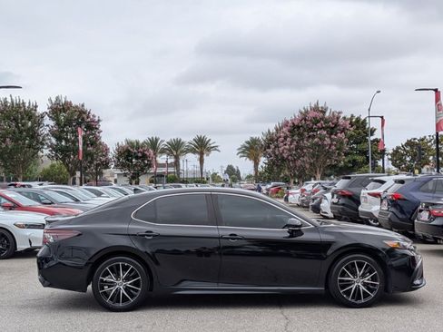 Certified 2023 Toyota Camry SE w/ Convenience Package FWD image 4