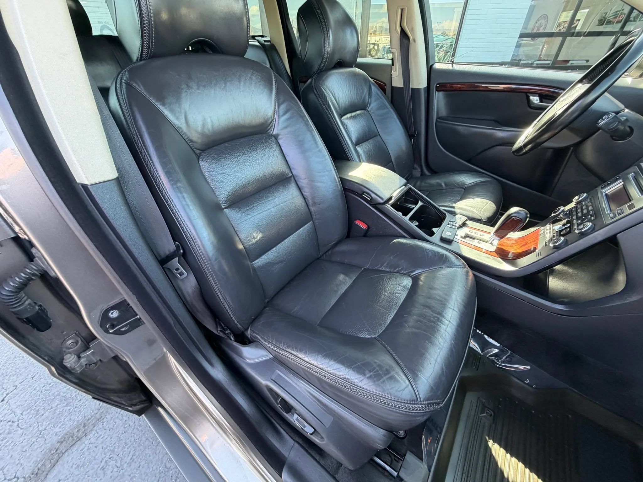 Used 2008 Volvo XC70 3.2 AWD/4WD image 13