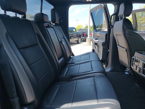 Used 2018 Ford F150 Raptor w/ Equipment Group 802A Luxury AWD/4WD image 11