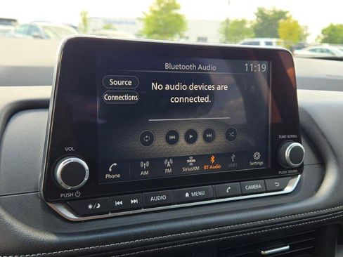 Used 2025 Nissan Rogue SV AWD/4WD image 27