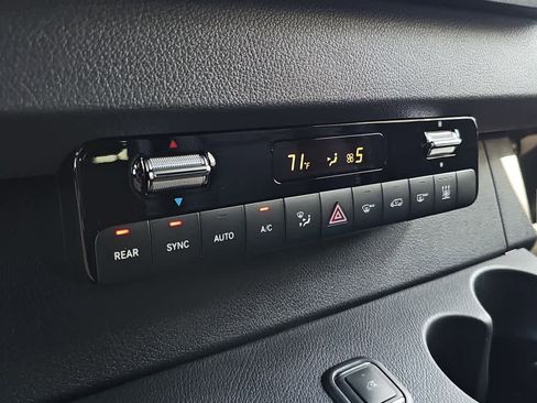 New 2025 Mercedes-Benz Sprinter 2500 image 17