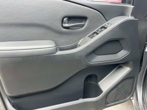 Used 2024 Nissan Frontier S w/ Technology Package image 25