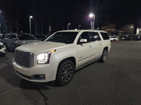 Used 2015 GMC Yukon XL Denali w/ Premium Package image 1