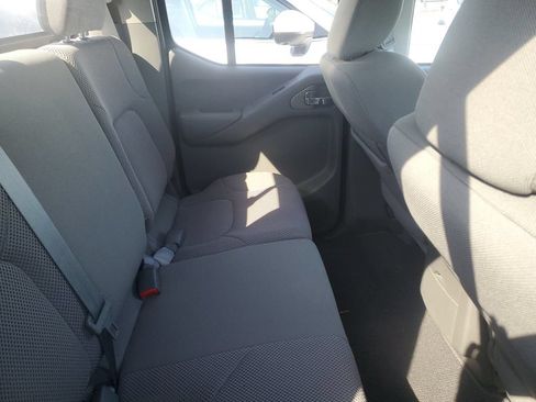 Used 2019 Nissan Frontier SV w/ Value Truck Package RWD image 17