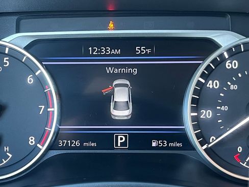 Used 2023 Nissan Sentra SR w/ SR Premium Package image 27