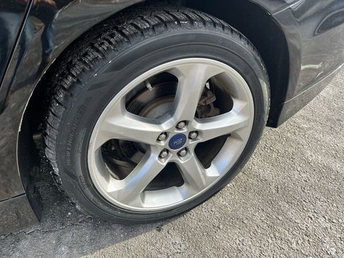 Used 2014 Ford Fusion SE image 25