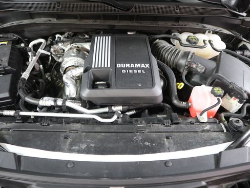 Used 2024 Chevrolet Suburban Premier w/ Advanced Technology Package image 14