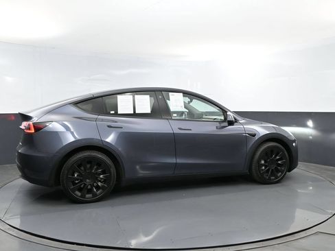 Used 2023 Tesla Model Y Long Range AWD/4WD image 22