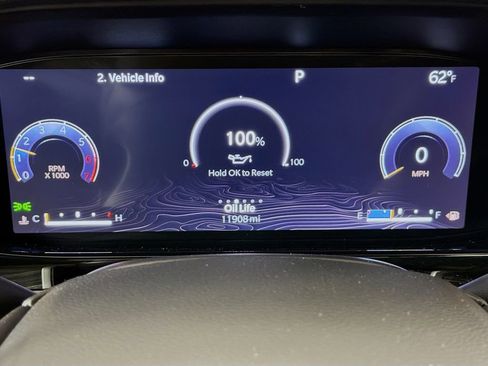 Used 2023 Jeep Wagoneer L Series II w/ Premium Group I image 14