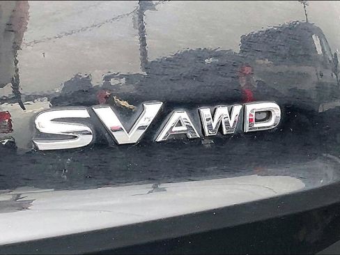 Used 2023 Nissan Rogue SV image 8