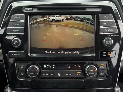Used 2022 Nissan Maxima SV w/ Floor Mat Group image 18