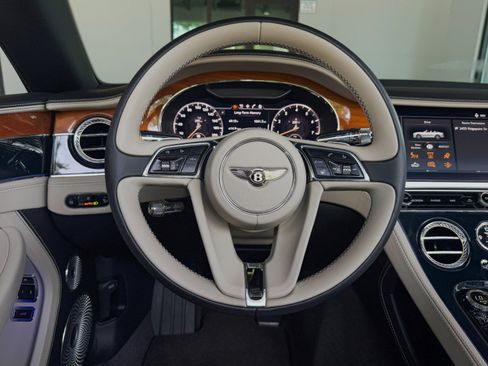 Used 2020 Bentley Continental GT V8 AWD/4WD image 35