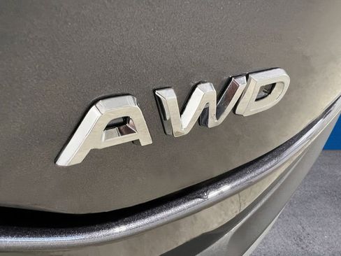 New 2025 Honda Pilot Touring image 11