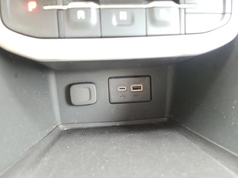Used 2023 GMC Acadia SLE w/ Driver Convenience Package AWD/4WD image 31
