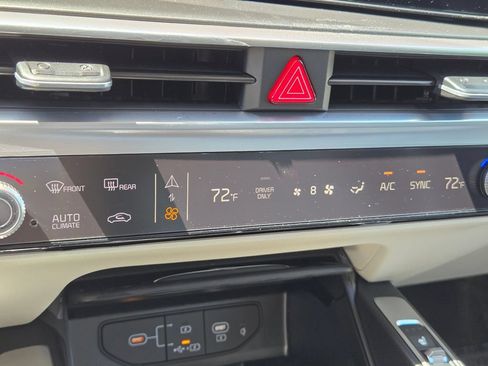 New 2026 Kia Sorento EX w/ EX Premium Package FWD image 30