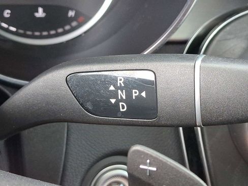 Used 2022 Mercedes-Benz GLC 300 4MATIC image 12