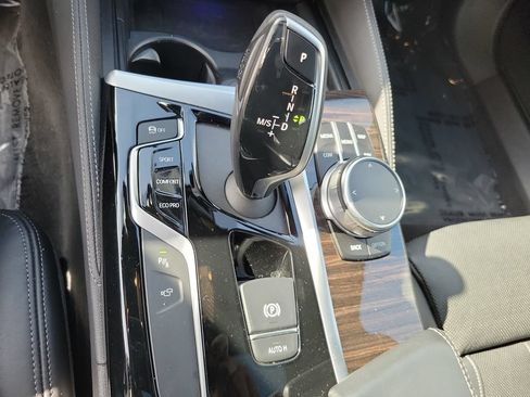 Used 2020 BMW 540i xDrive w/ M Sport Package AWD/4WD image 40