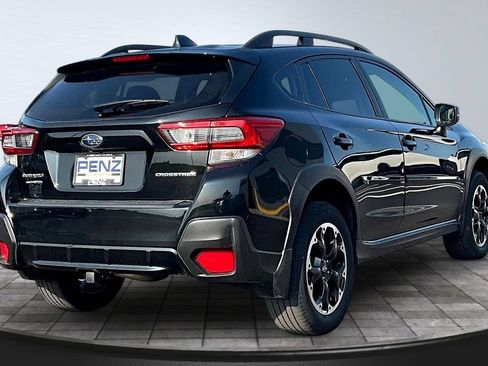 Used 2021 Subaru Crosstrek 2.0i Premium w/ Moonroof Package AWD/4WD image 6