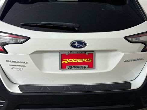 Used 2020 Subaru Outback Premium w/ Popular Package #1 AWD/4WD image 27